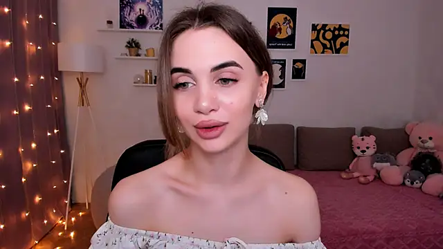 Snapshot of aPieceOfJoy chatting on 03.20.25 aPieceOfJoy online show from 03.20.25