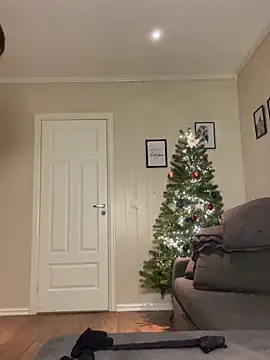 Snapshot of Thescorpionfr chatting on 12.28.24 Thescorpionfr online show from 12.28.24