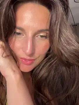 Snapshot of Thescorpionfr chatting on 03.21.25 Thescorpionfr online show from 03.21.25