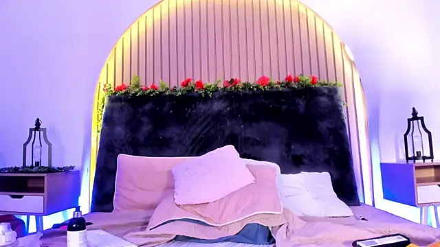 Snapshot of Karlagonzales_ chatting on 01.28.25 Karlagonzales online show from 01.28.25