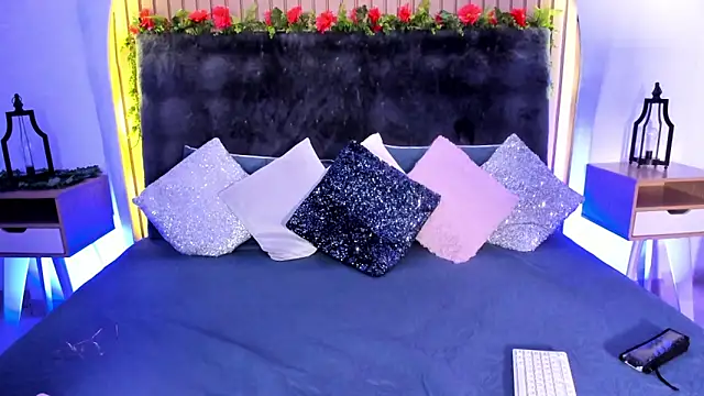 Snapshot of Karlagonzales_ chatting on 02.11.25 Karlagonzales online show from 02.11.25