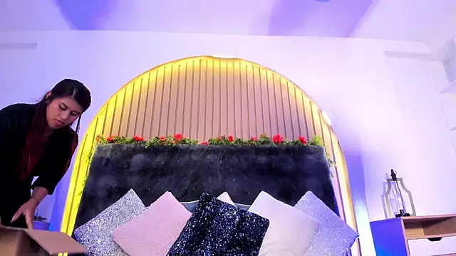 Snapshot of Karlagonzales_ chatting on 02.22.25 Karlagonzales online show from 02.22.25