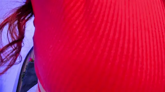 Snapshot of Karlagonzales_ chatting on 11.15.25 Karlagonzales online show from 11.15.25