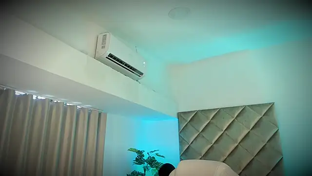 malaia hills online show from 10.14.25