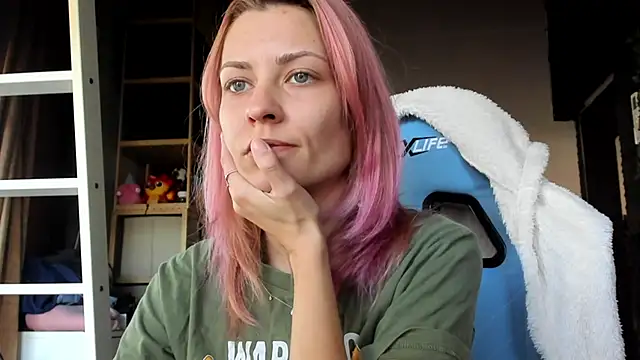 karo123421 online show from 10.27.25