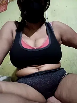 Snapshot of ambika29 chatting on 09.24.25 ambika29 online show from 09.24.25