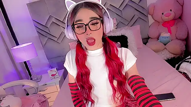 LeyXandrabraz online show from 03.13.25