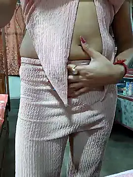 HunnyGirl007 online show from 12.04.24