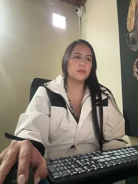 kendall 52 online show from 12.18.25