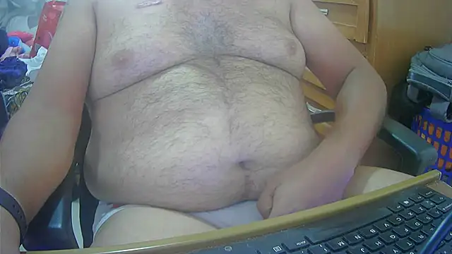 Snapshot of pmartemo chatting on 11.17.25 pmartemo online show from 11.17.25