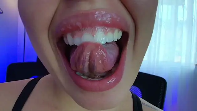 lisbet21x online show from 01.23.25