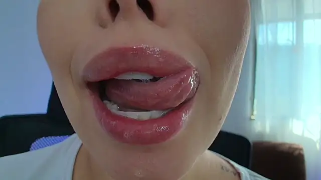 lisbet21x online show from 01.25.25