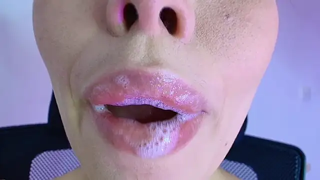 lisbet21x online show from 11.15.25