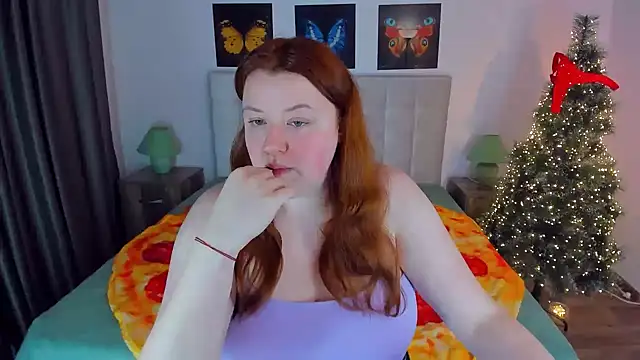 Snapshot of PolinaSalvatore chatting on 12.20.24 PolinaSalvatore online show from 12.20.24