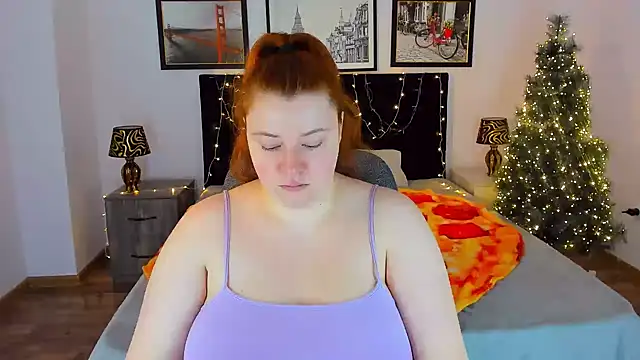 Snapshot of PolinaSalvatore chatting on 12.23.24 PolinaSalvatore online show from 12.23.24