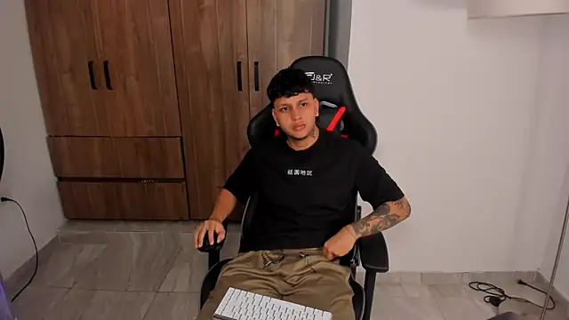 Jake simons online show from 10.02.25