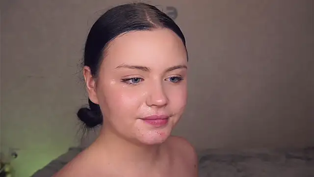 Snapshot of missbeatriss chatting on 01.31.25 missbeatriss online show from 01.31.25