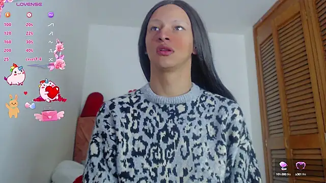 Snapshot of Summer_XO chatting on 01.10.25 Summer XO online show from 01.10.25