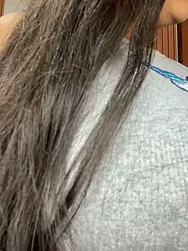 Snapshot of bea3liz chatting on 03.08.26 bea3liz online show from 03.08.26