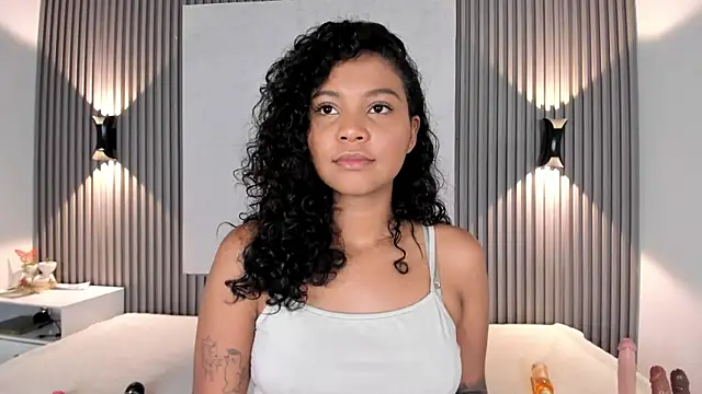 Zafiiraa online show from 05.05.26