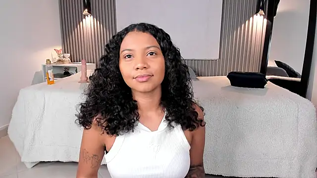 Zafiiraa online show from 05.09.26