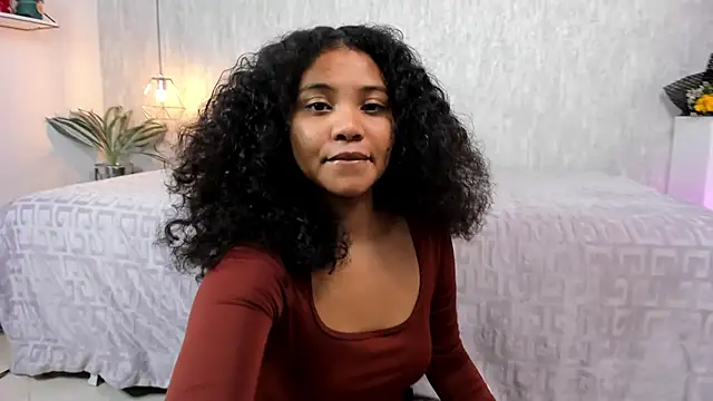 Zafiiraa online show from 05.14.26