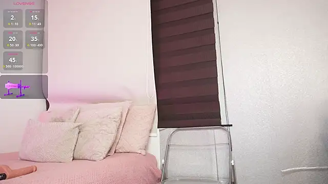 Alexxandra 12 online show from 11.25.25