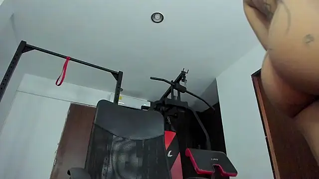 Lia sarahi online show from 02.21.25