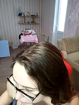 Snapshot of DienkaGreen chatting on 01.13.25 DienkaGreen online show from 01.13.25