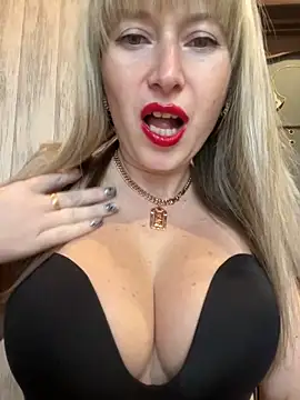 Kittenforyou online show from 01.15.25