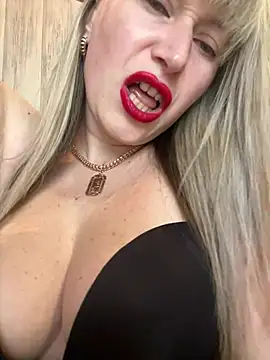 Kittenforyou online show from 02.26.25