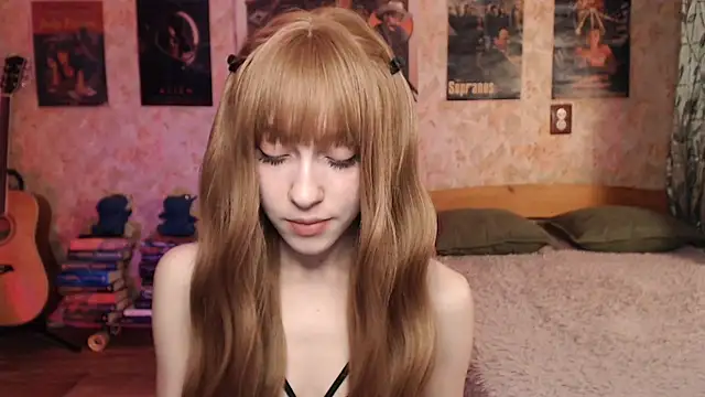 Friendly Ellie online show from 11.18.25