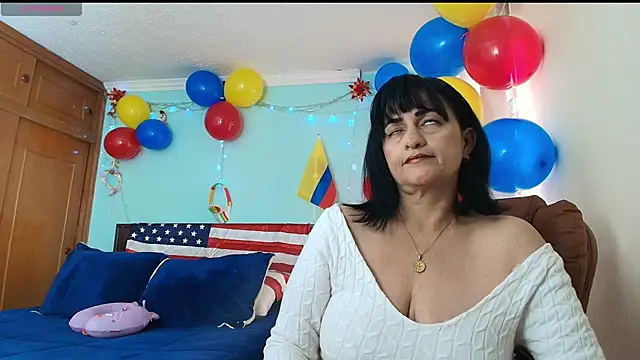Snapshot of ISABEEL_SOFIA01 chatting on 06.20.26 ISABEEL SOFIA01 online show from 06.20.26