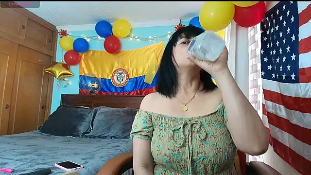 Snapshot of ISABEEL_SOFIA01 chatting on 07.06.26 ISABEEL SOFIA01 online show from 07.06.26