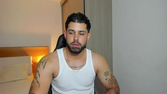 Justyn Torres online show from 01.04.25