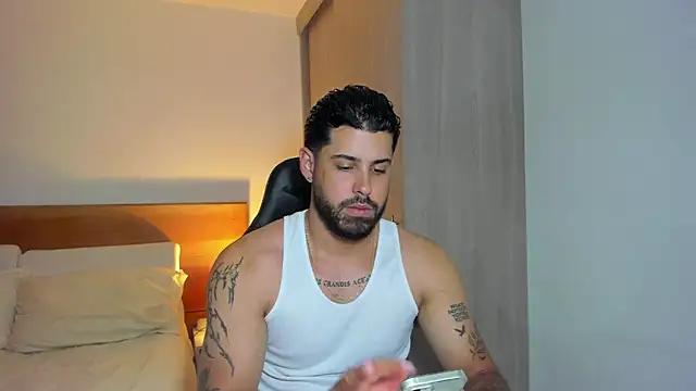 Justyn Torres online show from 01.08.25