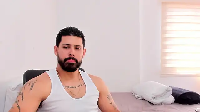 Justyn Torres online show from 11.10.25