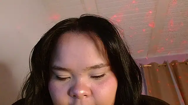 Snapshot of sexychubby___ chatting on 02.15.26 sexychubby online show from 02.15.26