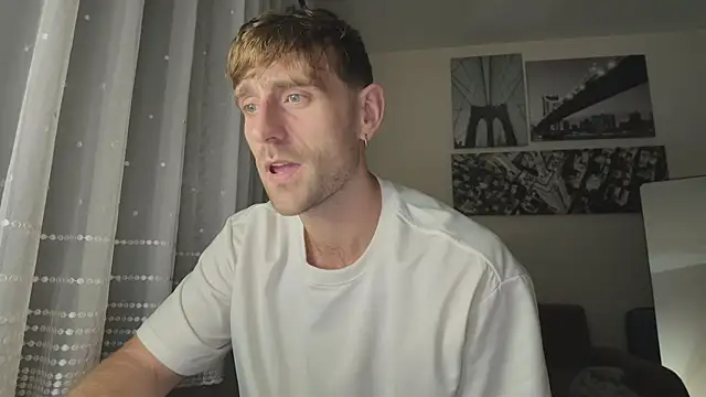 Snapshot of lukegunn chatting on 02.10.26 lukegunn online show from 02.10.26