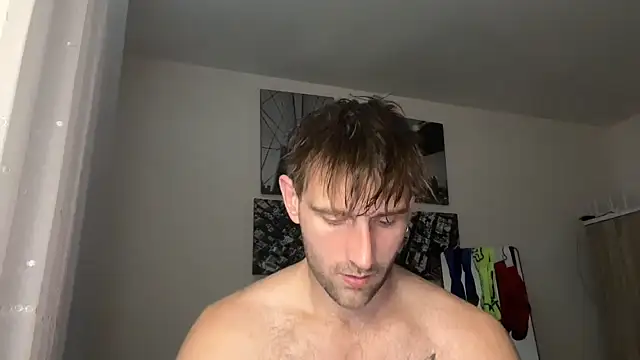 Snapshot of lukegunn chatting on 03.03.26 lukegunn online show from 03.03.26