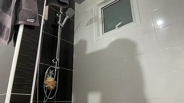 Snapshot of lukegunn chatting on 03.08.26 lukegunn online show from 03.08.26