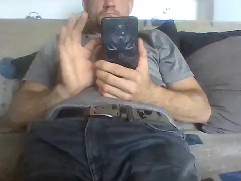 Snapshot of aroj95 chatting on 09.13.25 aroj95 online show from 09.13.25