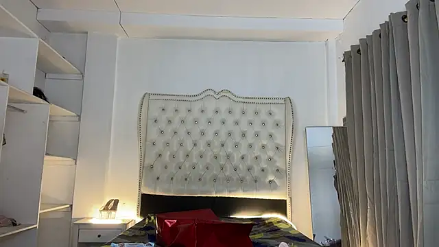 Maria wilton online show from 03.01.25