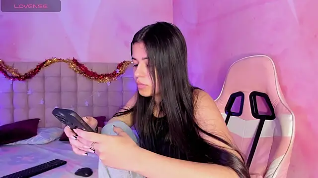 IvySanders1 online show from 12.30.24