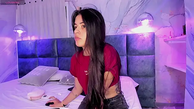 IvySanders1 online show from 01.30.25