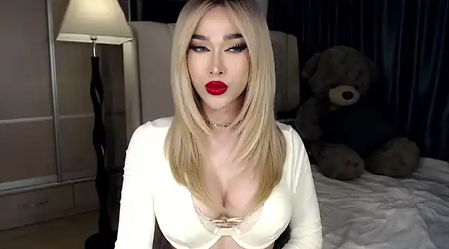 Snapshot of KeenMazikeen69 chatting on 12.09.24 KeenMazikeen69 online show from 12.09.24