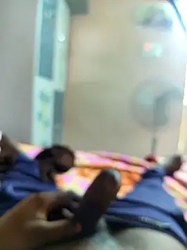 Snapshot of khilkhiladi chatting on 10.30.25 khilkhiladi online show from 10.30.25