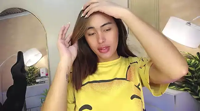 Snapshot of HeavenlyStar chatting on 03.04.25 HeavenlyStar online show from 03.04.25