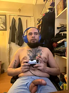 Snapshot of cnasty5621333 chatting on 10.27.25 cnasty5621333 online show from 10.27.25