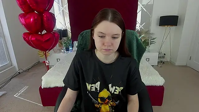 Snapshot of MaRich_Ka chatting on 02.11.25 MaRich Ka online show from 02.11.25